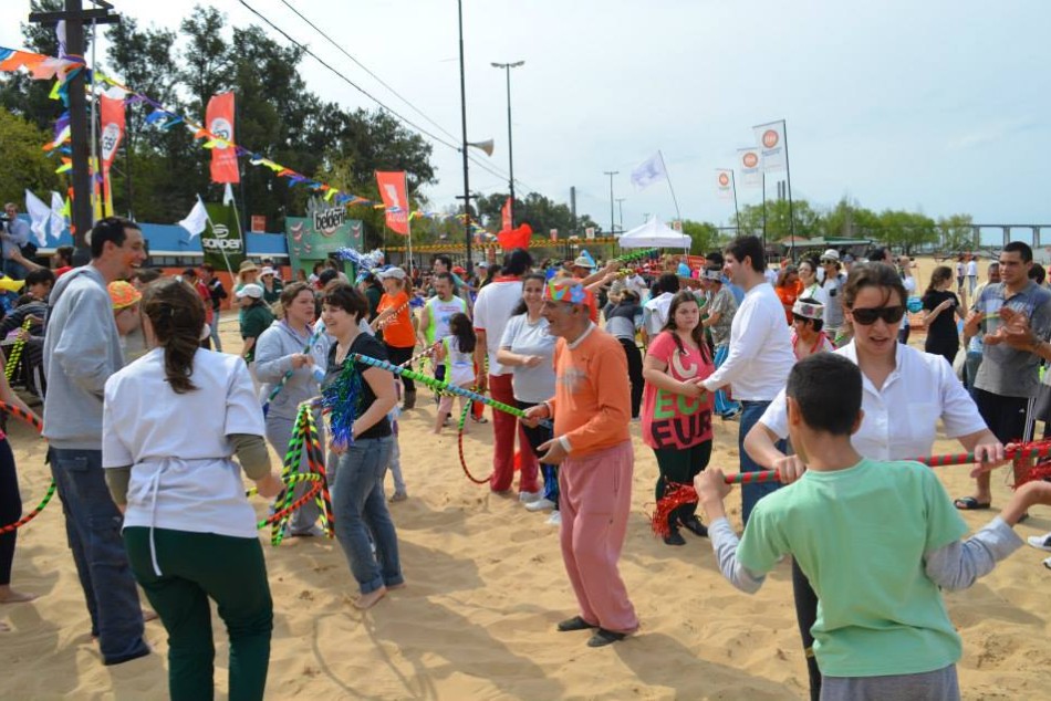 11105 | Imágenes de la primera edición de La gran fiesta de los Colores (archivo) - Municipalidad de Rosario