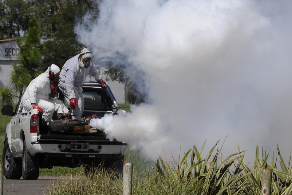 44856 | Se profundizan las tareas de fumigación en toda la ciudad - Municipalidad de Rosario