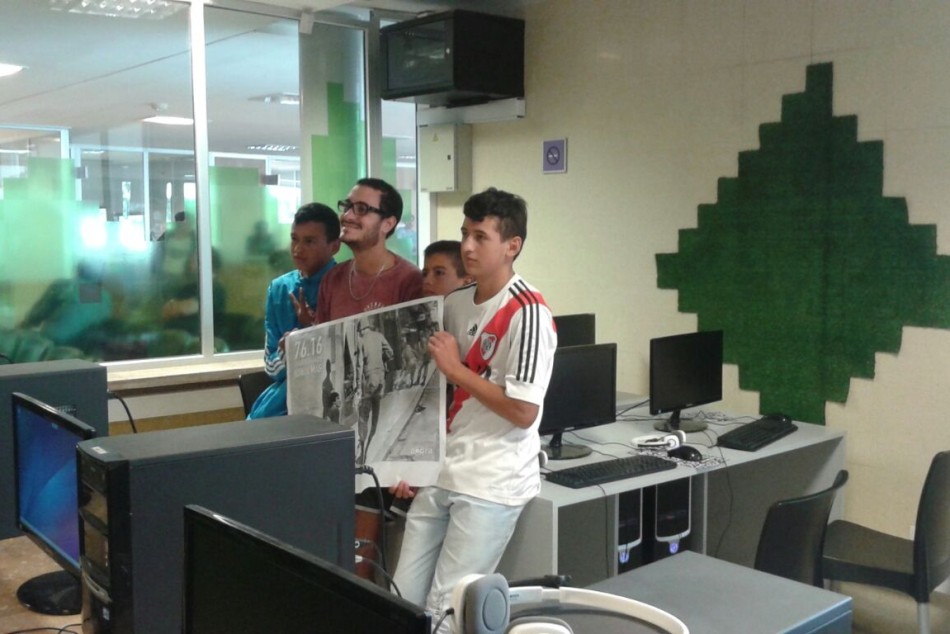 48959 | Se realizaron intervenciones urbanas por los 40 años del golpe en el CMD Noroeste - Centro Municipal Distrito Noroeste