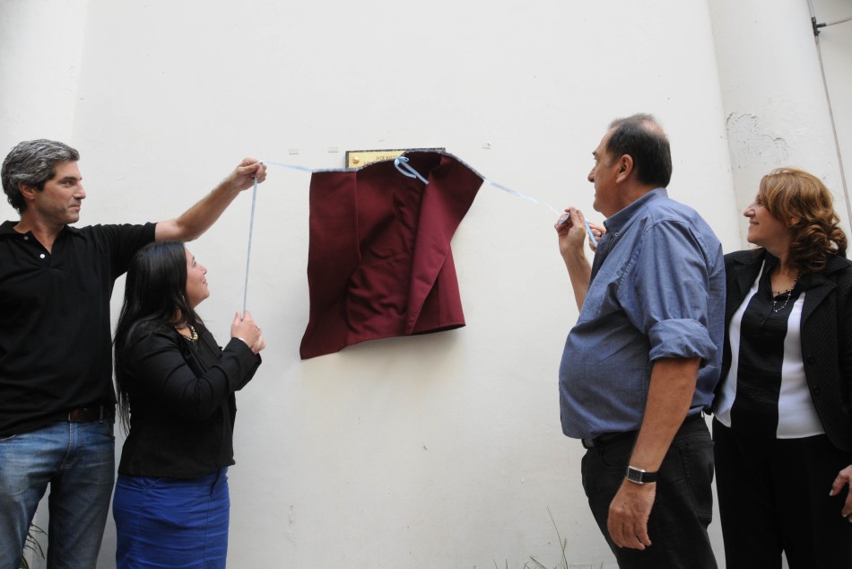 49008 | Homenaje a trabajadores municipales desaparecidos durante la dictadura  - Dir. Gral. de Comunicación Social (Silvio Moriconi)