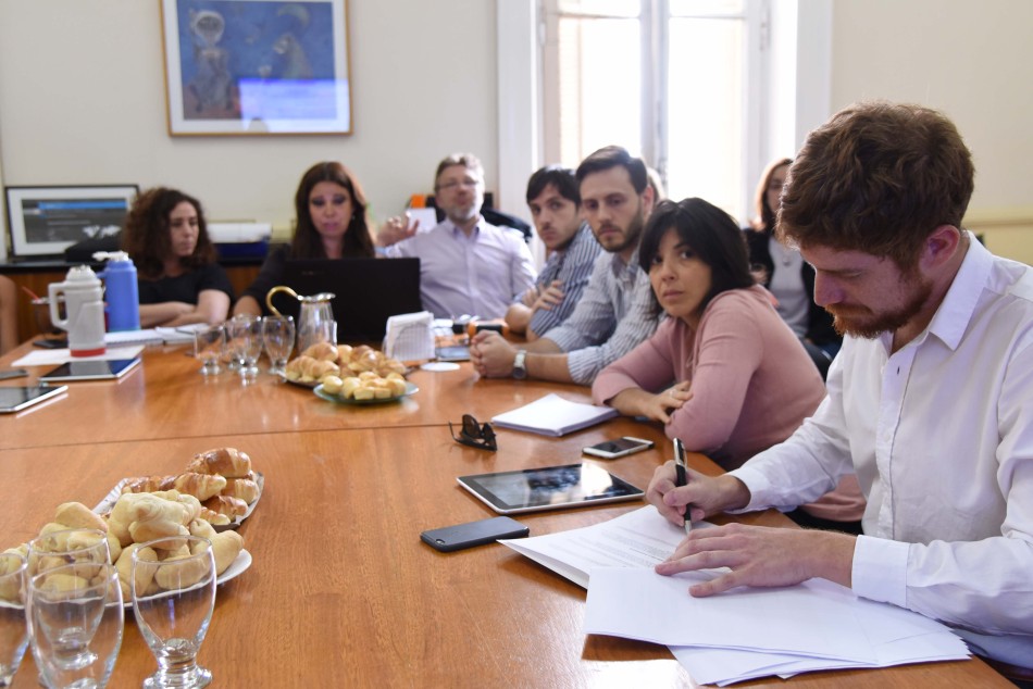 79627 | Firma covenio con Tecso -