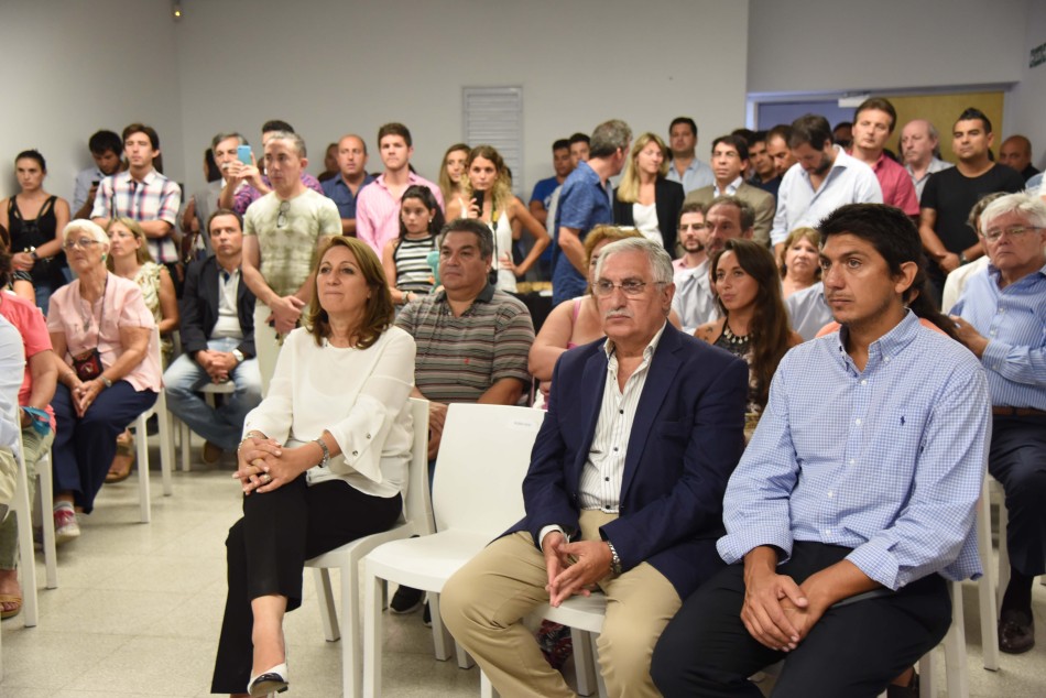 126066 | Anuncio inversión global tecnología LED para la ciudad - Dir. Gral. de Comunicación Social (Silvio Moriconi)
