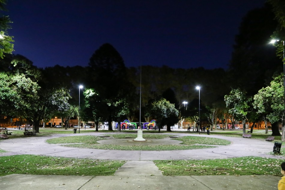 126076 | Plaza Saavedra - Archivo