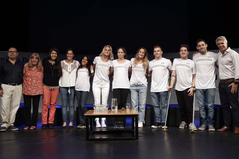 130811 | Lanzamiento Cronica De Porte  -