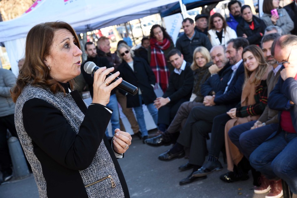 147726 | Anuncio Apertura Calles Villa Banana  - Dir. Gral. de Comunicación Social (Marcelo Beltrame)