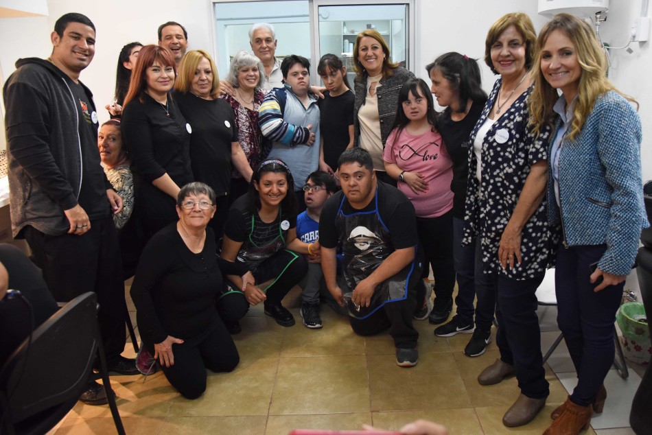 158008 | Visita Casa de Applir  - Subsecretaría de Comunicación Social (Marcelo Beltrame)