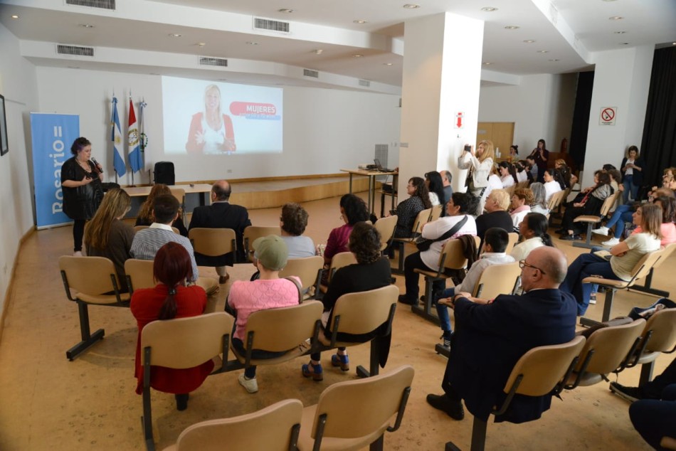 165601 | Día mundial contra el Cáncer de Mama - Guillermo Fernandez (Secretaría de Salud Pública)