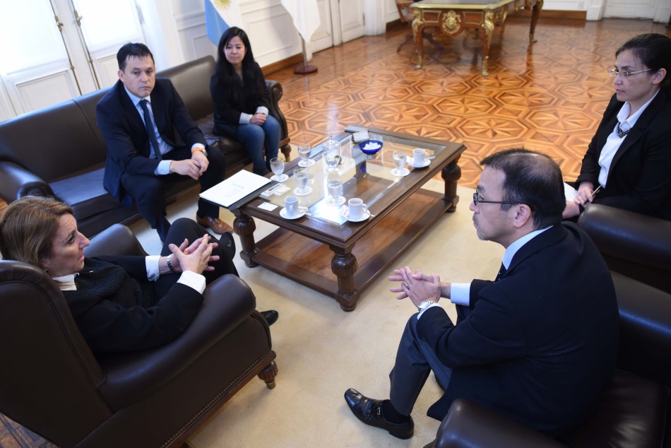 166865 | Fein estrecha lazos de trabajo y cooperación con Japón - Subsecretaría de Comunicación Social (Silvio Moriconi)