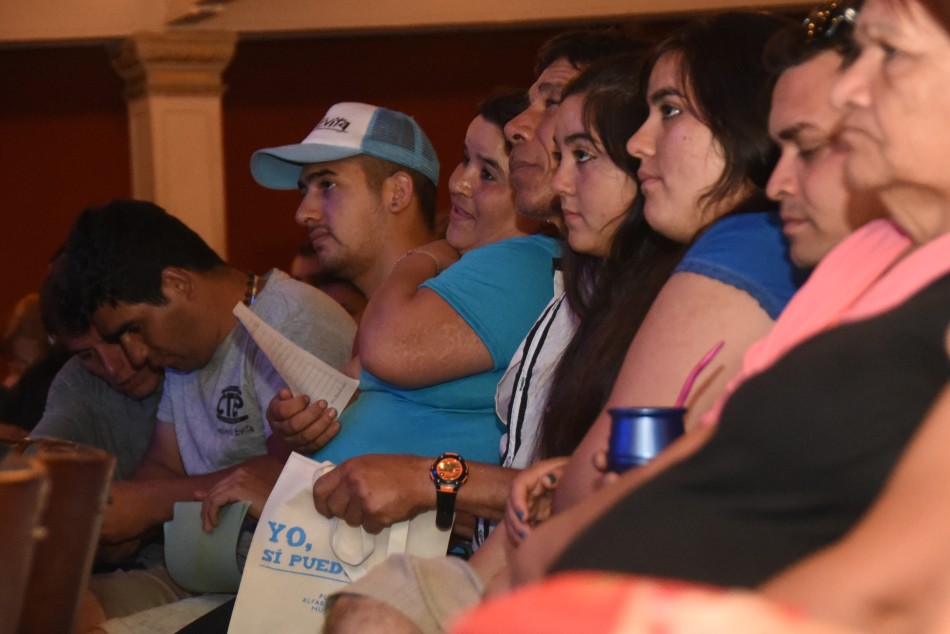 172411 | Entrega de certificados del programa Yo Si Puedo - Subsecretaría de Comunicación Social (Franco Trovato)