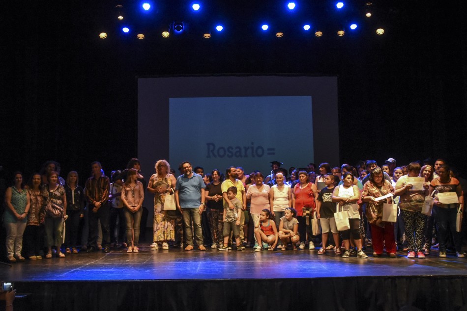 172418 | Entrega de certificados del programa Yo Si Puedo - Subsecretaría de Comunicación Social (Franco Trovato)