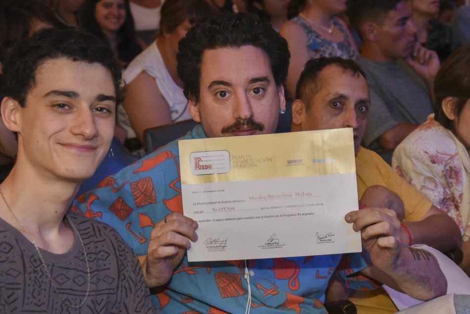 172417 | Entrega de certificados del programa Yo Si Puedo - Subsecretaría de Comunicación Social (Franco Trovato)