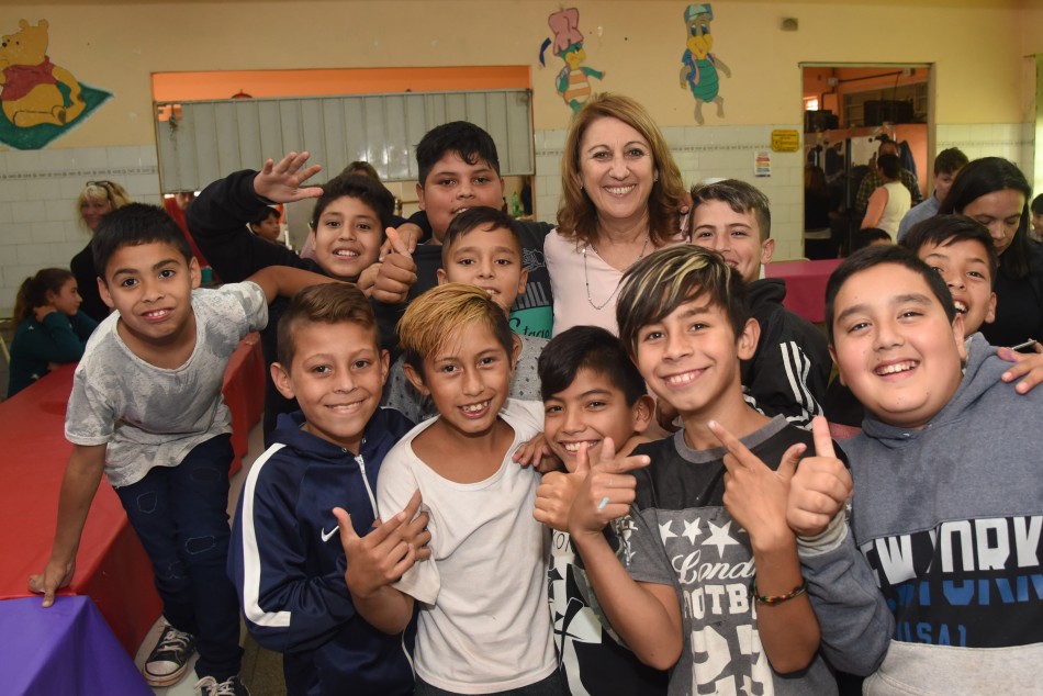 172933 | Plan Abre-Inauguración playón deportivo Fonavi Rouillón y Seguí - Subsecretaría de Comunicación Social (Franco Trovato)