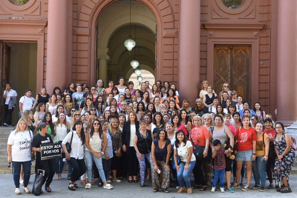 189317 | Mujeres que acompañaron a Fein al Concejo - Subsecretaría de Comunicación Social (Silvio Moriconi)