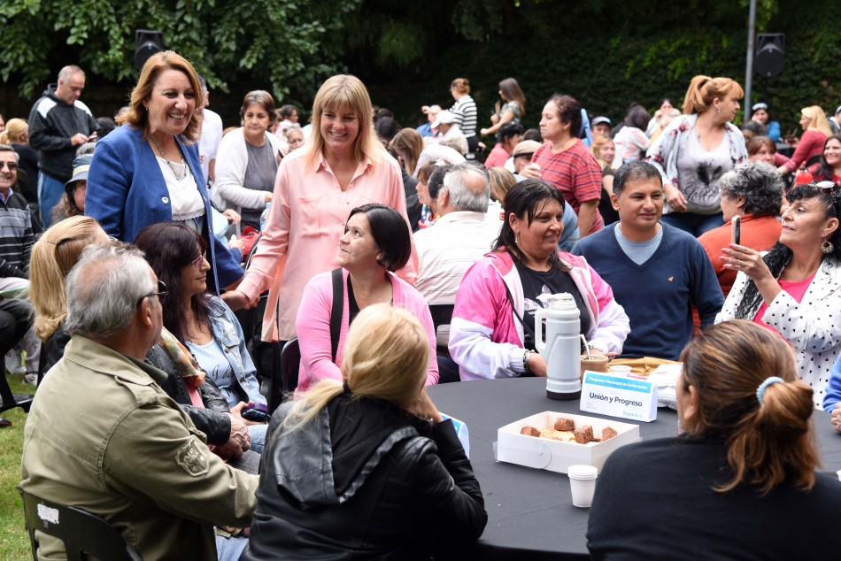 192191 | Entrega de 120 escrituras a vecinos de distintos barrios - Subsecretaría de Comunicación Social (Silvio Moriconi)