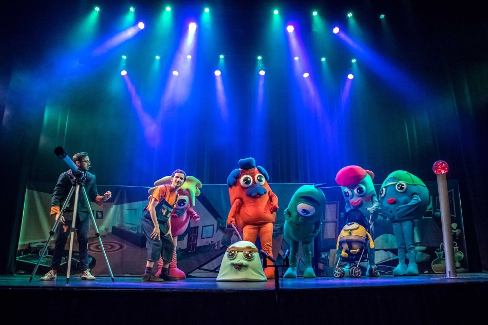 229328 | Omblis en Teatro La Comedia - Subsecretaría de Comunicación Social (Marcelo Beltrame)