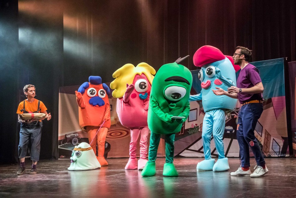 229329 | Omblis en Teatro La Comedia - Subsecretaría de Comunicación Social (Marcelo Beltrame)