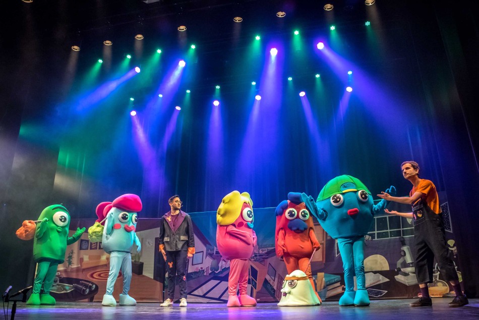 229330 | Omblis en Teatro La Comedia - Subsecretaría de Comunicación Social (Marcelo Beltrame)