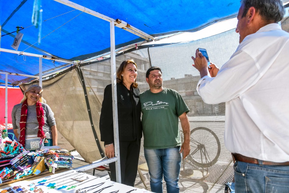 229934 | Feria Plaza Montenegro Dia de la Madre - Subsecretaría de Comunicación Social (Marcelo Beltrame)