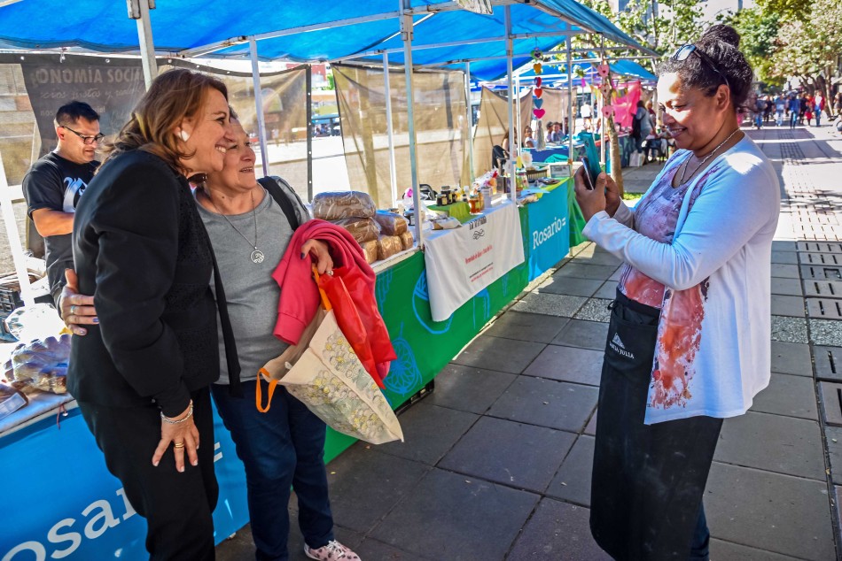 229939 | Feria Plaza Montenegro Dia de la Madre - Subsecretaría de Comunicación Social (Marcelo Beltrame)