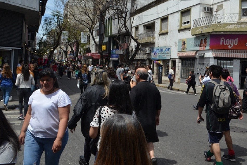 238356 |  - Careli Vivas