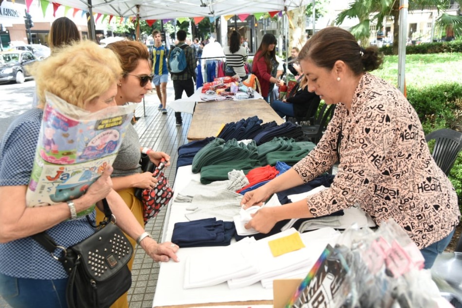 247493 | Feria Vuelta a Clases - Archivo Economía Social