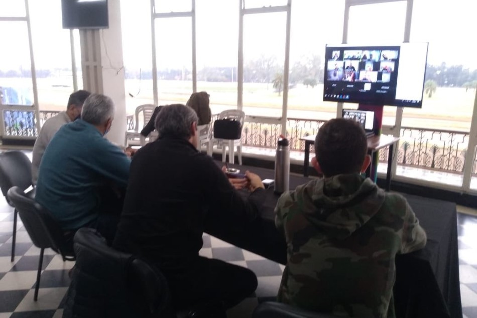 261137 | Coronavirus: Videoconferencia presentación protocolos a clubes -