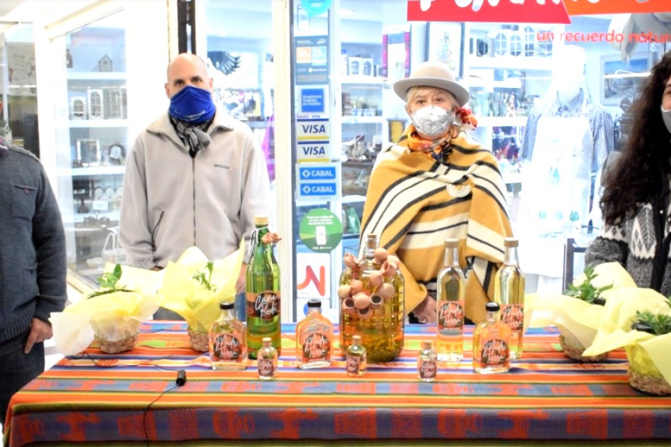 265969 | Caña con ruda  - Secretaría de Desarrollo Humano y Hábitat