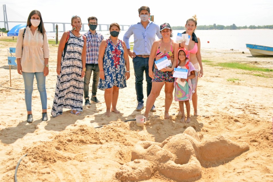298662 | Edición 2021 del concurso Esculturas en la Arena - Crédito: Mariela Aronna - Secretaría de Deporte y Turismo