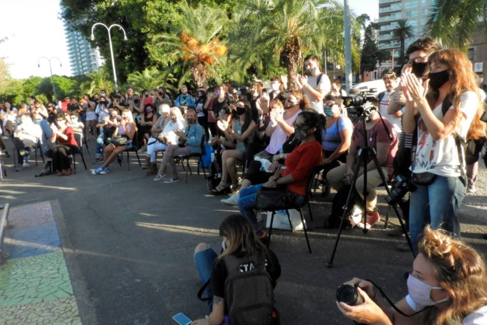 303447 | Homenaje a integrantes del colectivo LGBTIQ detenidos-desaparecidos durante la última dictadura - Claudia Cagnone