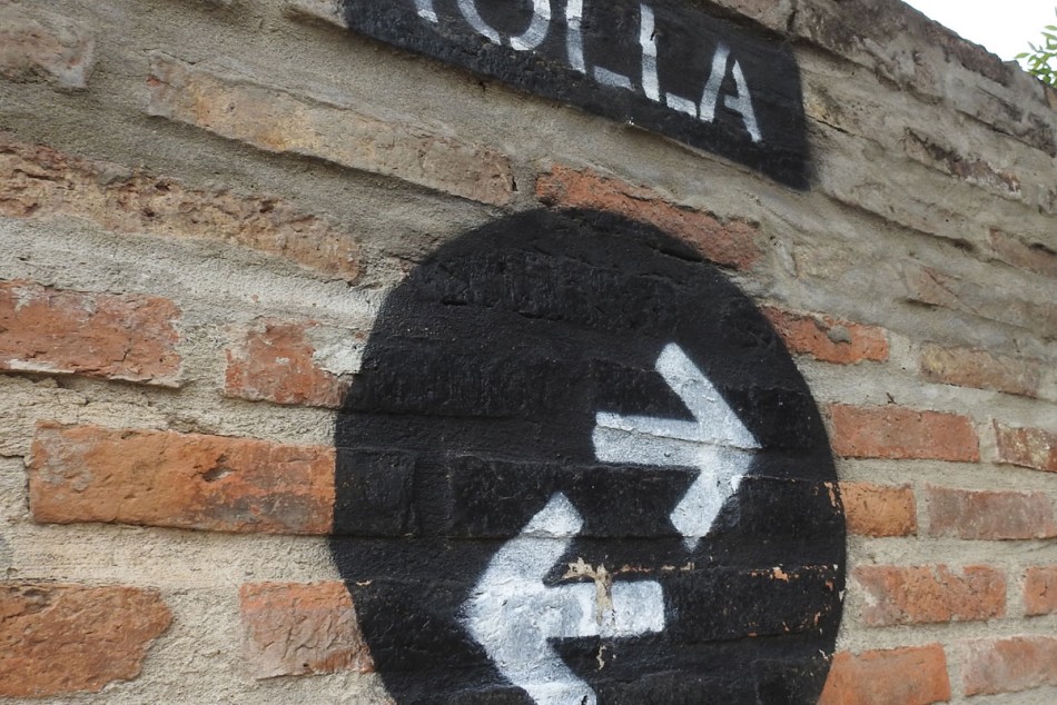 304014 | Se señalizaron calles en conmemoración de la guerra de Malvinas en el distrito Oeste - Municipalidad de Rosario