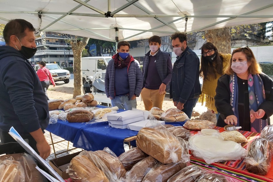 308525 | Rosario se suma al Plan Federal de Ferias - Secretaría de Desarrollo Humano y Hábitat