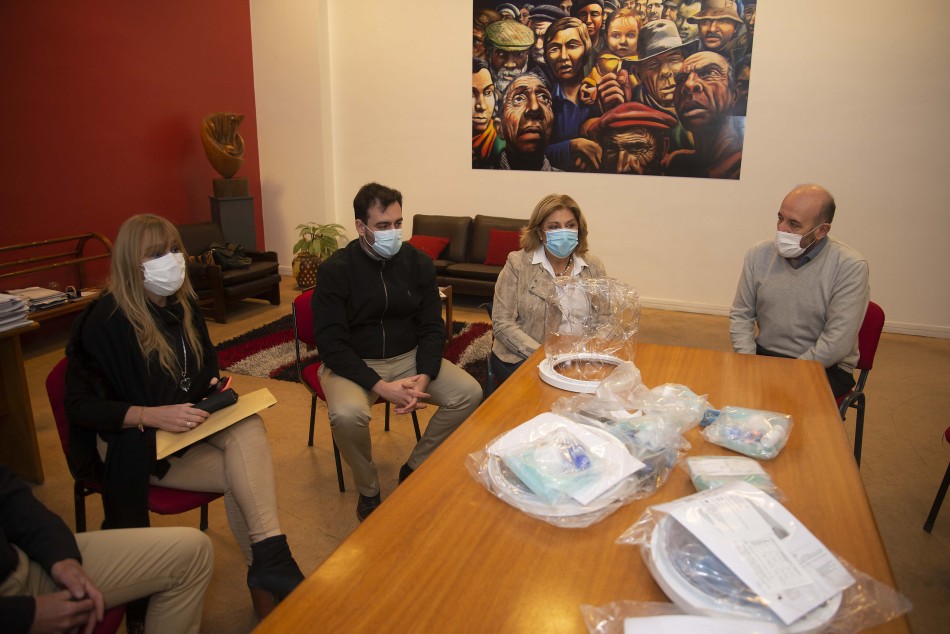 314781 | Coronavirus: Ministerio de Salud, donación cascos Helmet - Sec. de Salud Pública (Guillermo Fernández)