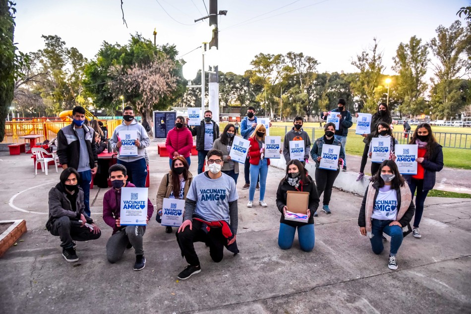 316443 | Campaña Vacunate Amigo en clubes de Rosario - Subsecretaría de Comunicación Social (Marcelo Beltrame)