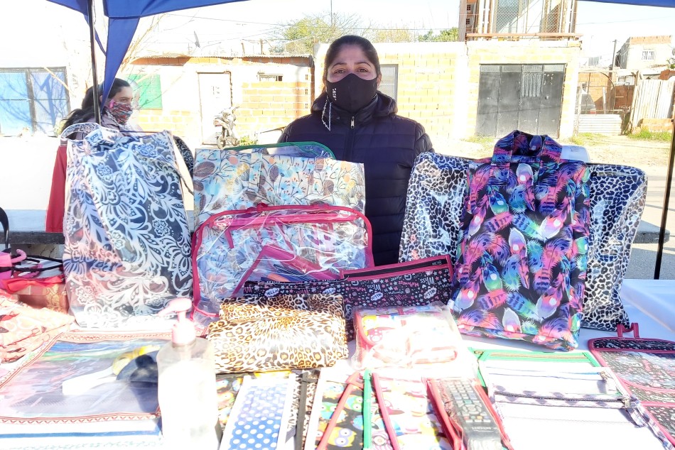 317115 | El Distrito Oeste suma una nueva feria autogestiva  - Secretaría de Desarrollo Humano y Hábitat