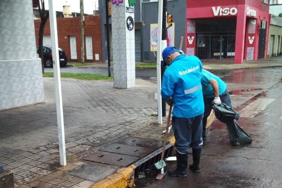322068 | Cuadrillas del municipio trabajan para resolver problemas ocasionados por la tormenta -