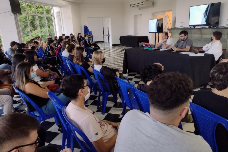 355030 |  - Comité Organizador Rosario 2022