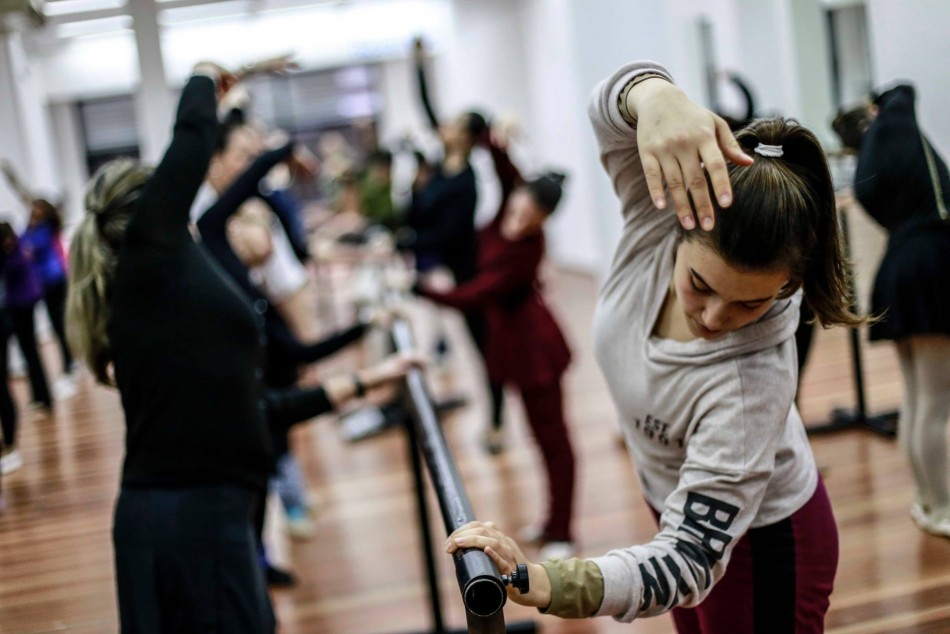 359652 | Escuela Municipal de Danzas y Arte Escénico  -
