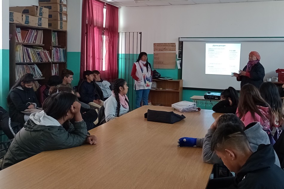 363091 | Charla sobre Parto qom Escuela San Juan Diego - Celina Maguna
