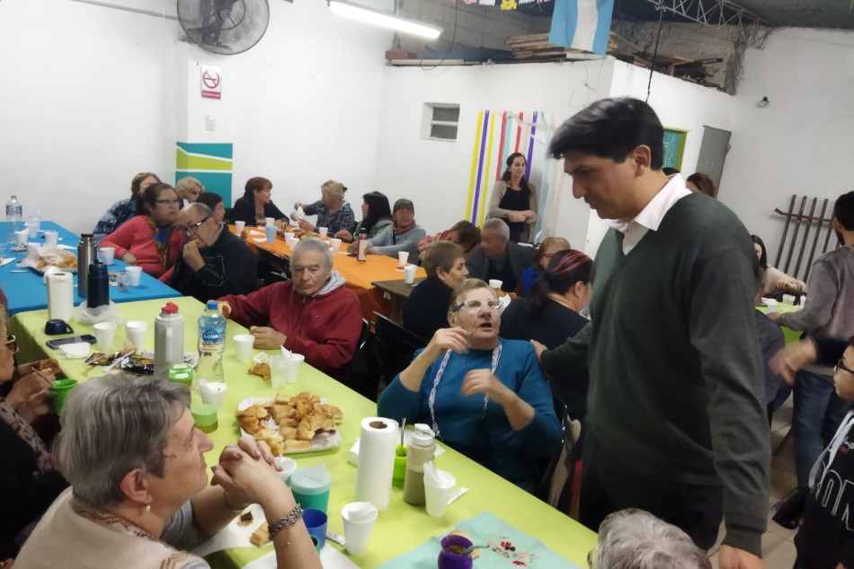 367099 | Día del Buen Trato al Adulto y Adulta Mayor - Esteban Pierce