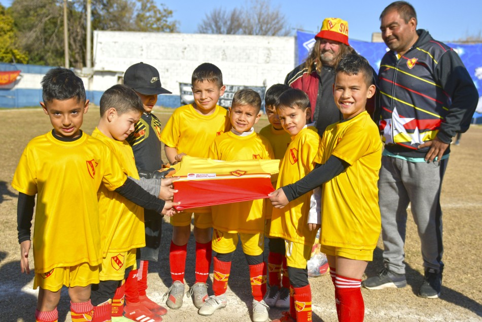 372802 | El municipio apuesta a programas de desarrollo deportivo para la recuperación de clubes - Foto: Mariela Aronna - Secretaría de Deporte y Turismo