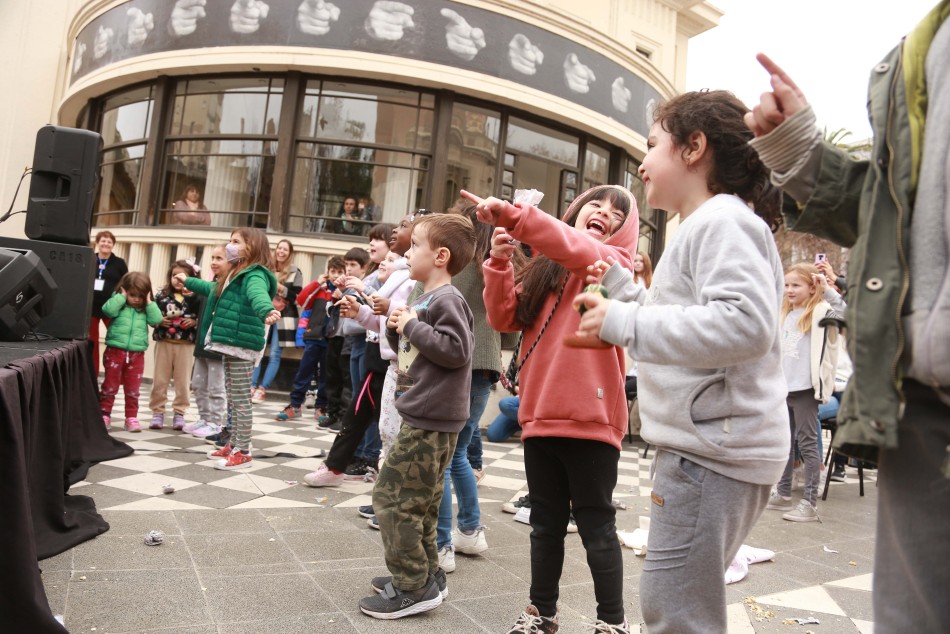 373258 |  - Sec. de Cultura y Educación
