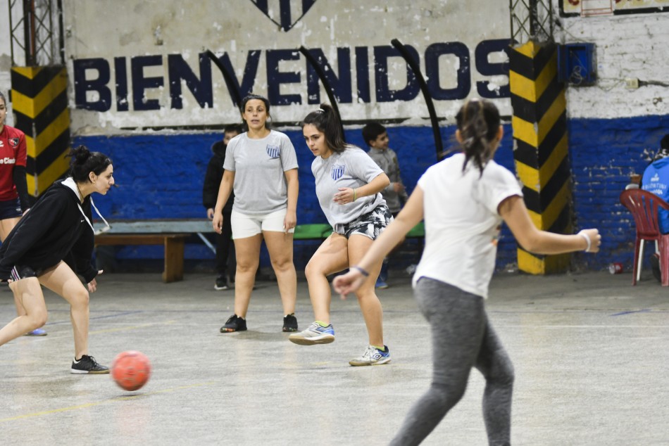 373699 | Godoy, el club de amigos y vecinos que se reinventó en Bella Vista - Secretaría de Deporte y Turismo - Guillermo Buelga