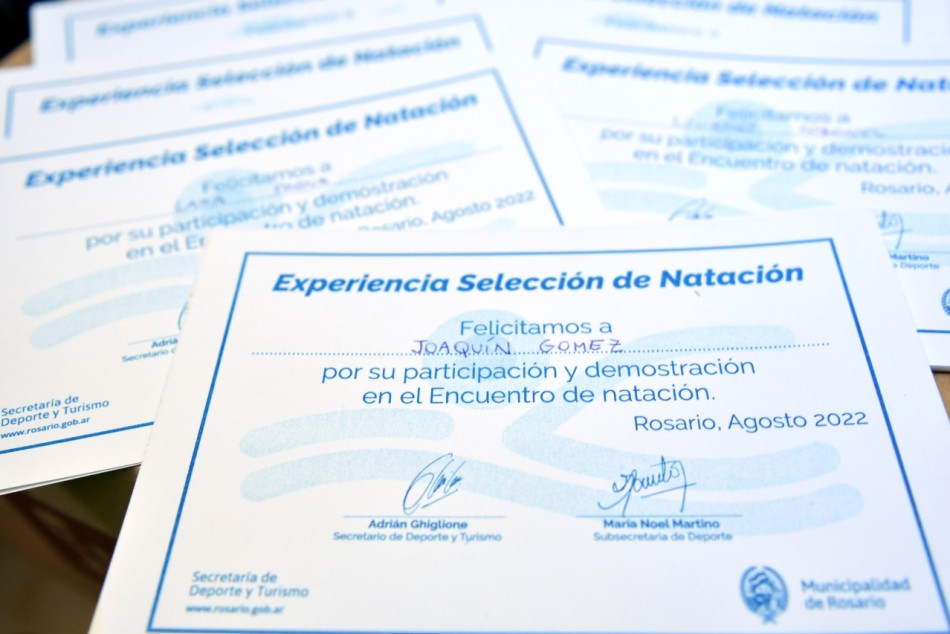 378346 | Chicas y chicos nadaron sobre una distancia de 25 metros y se llevaron un diploma de reconocimiento - Mariela Aronna - Secretaría de Deporte y Turismo