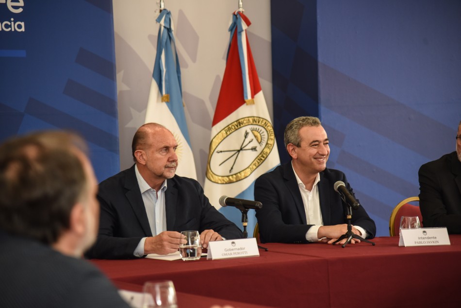 395005 | Firma Acta Acuerdo Policia en los Distritos c- Gobernador - Subsecretaría de Comunicación Social (Jonatan Bustos)