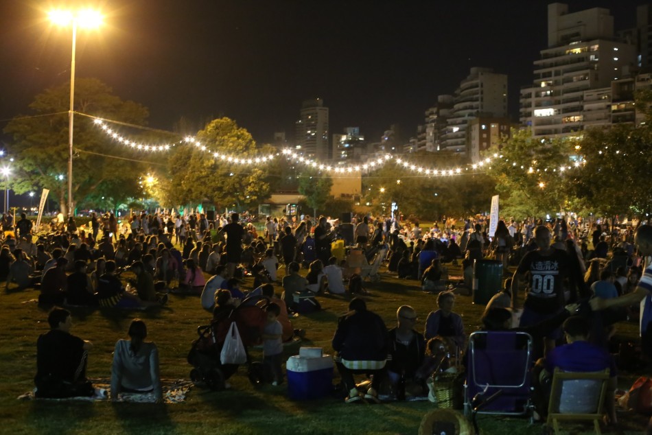 402068 | Vuelven los picnics nocturnos - Municipalidad de Rosario