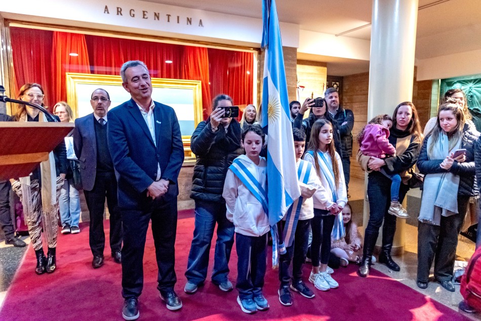 427033 | Promesa de Lealtad a la Bandera Escuela Bialik  - Subsecretaría de Comunicación Social (Marcelo Beltrame)