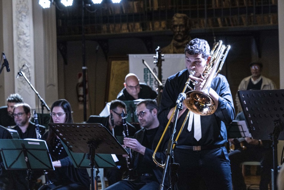 436502 | Concierto del Ensamble municipal de vientos junto a Di Brass Ensamble -Biblioteca Argentina Dr. Juan - Silvina La Calamita