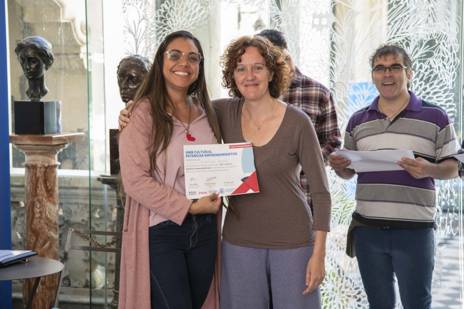 454638 | Entrega de certificados Impulso migrante - Subsecretaría de Comunicación Social (Silvio Moriconi)