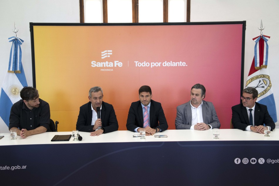 467732 | Firma Convenio Intervención Barrial Focalizada - Subsecretaría de Comunicación Social (Silvio Moriconi)