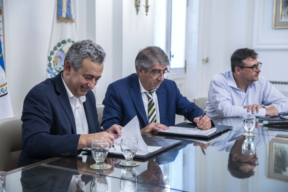 470538 | Firma convenio con provincia de Santa Fe - Subsecretaría de Comunicación Social (Silvio Moriconi)